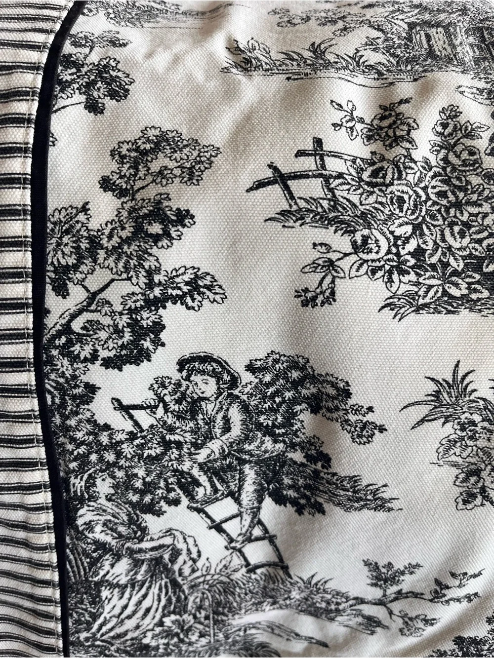 Black & White Toile Print Canvas cotton blend table cloth.
